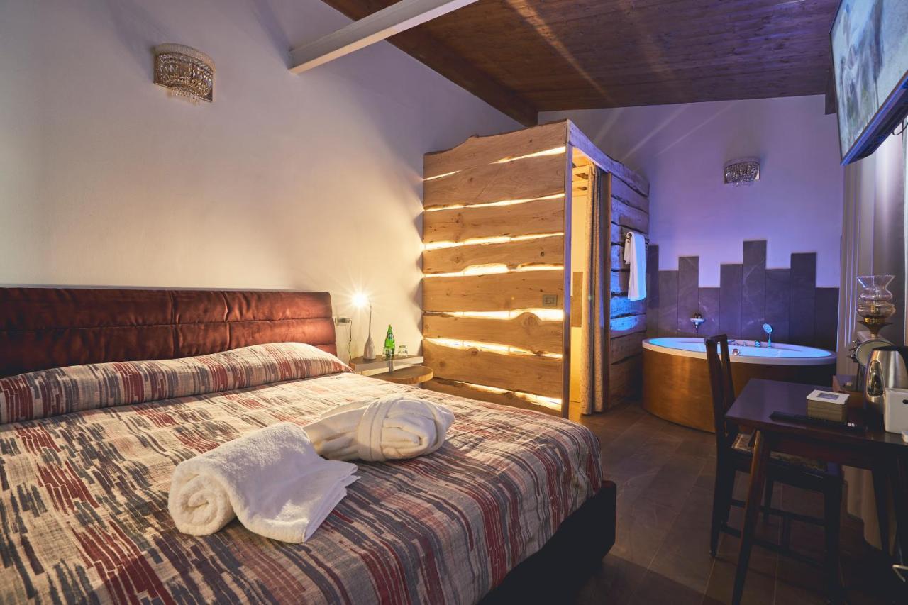 Le Stagioni Luxury Suite Forlì Exterior foto